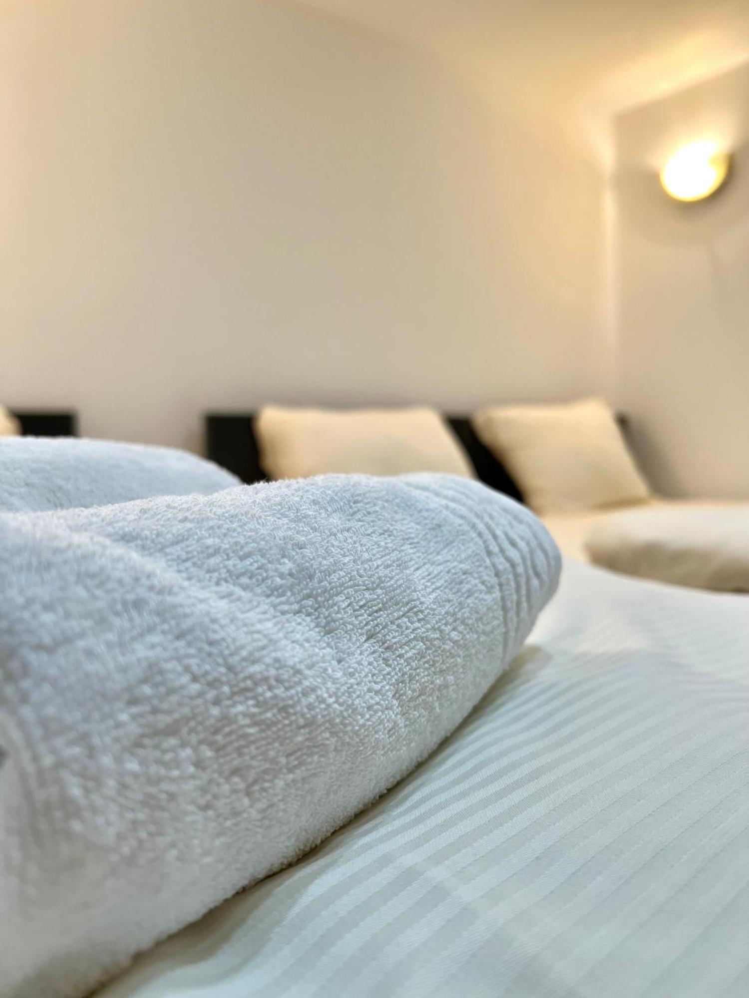 Gray Harmony Rooms Mostar Buitenkant foto